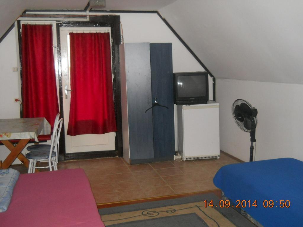 Fenyves Nyaraló Hajdúszoboszló Habitación foto